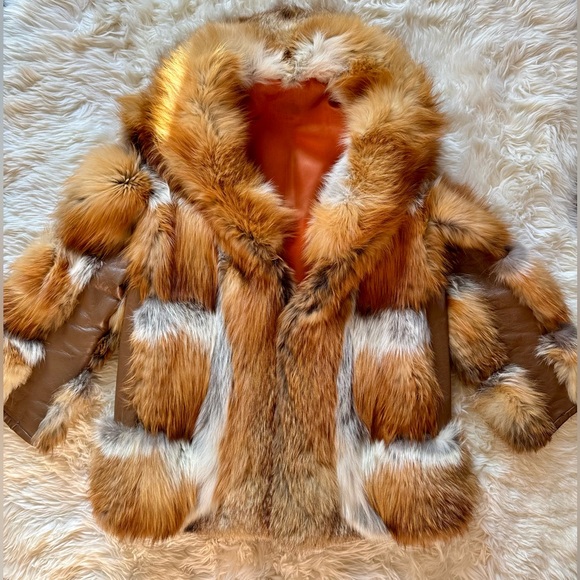 Vintage 1970s Red Fox Fur Coat | Med-M/L - Picture 7 of 10